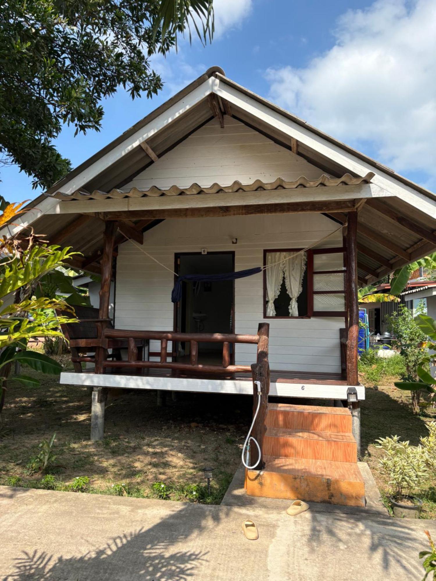 Pyramid Bangalow Ban Laem Sai Exterior foto